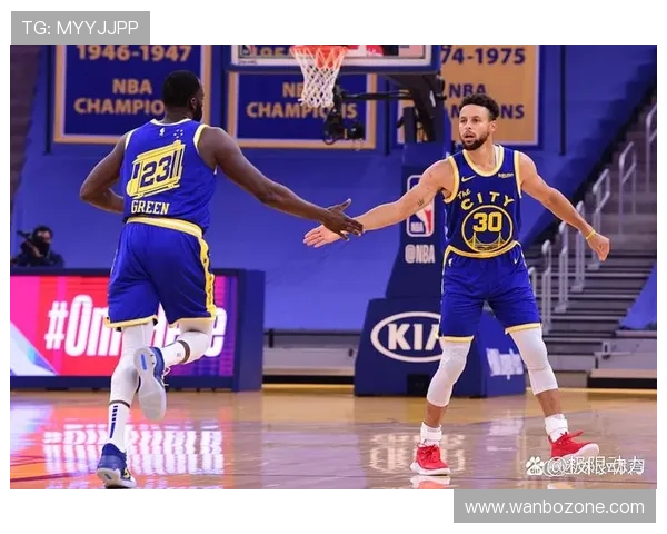 最新NBA季后赛战况：勇士再度逆转湖人，詹姆斯和库里对决成焦点